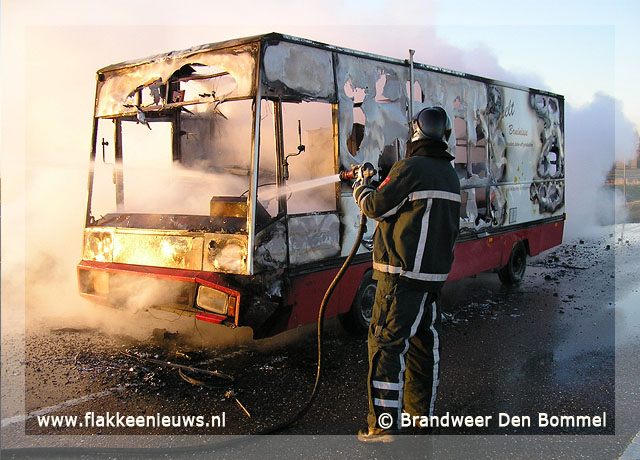 Foto behorende bij Bakkerswagen in brand