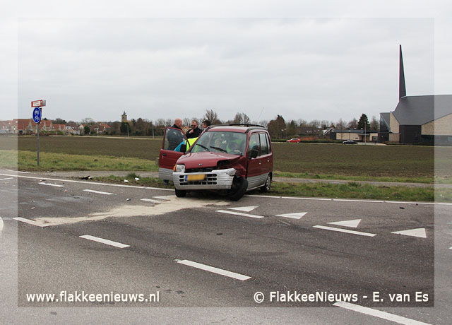 Foto behorende bij Aanrijding op de N215 bij Dirksland