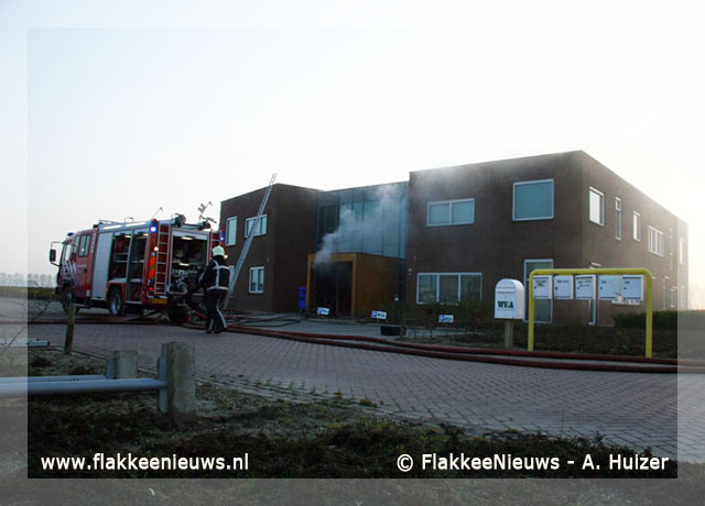 Foto behorende bij Brand in kantoorpand op Watertorenpark Dirksland