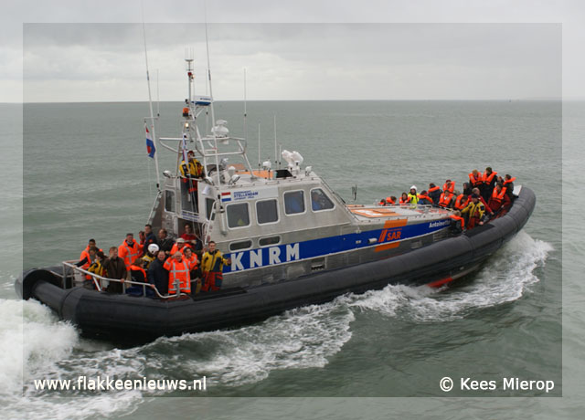 Foto behorende bij Doop nieuwe KNRM reddingboot