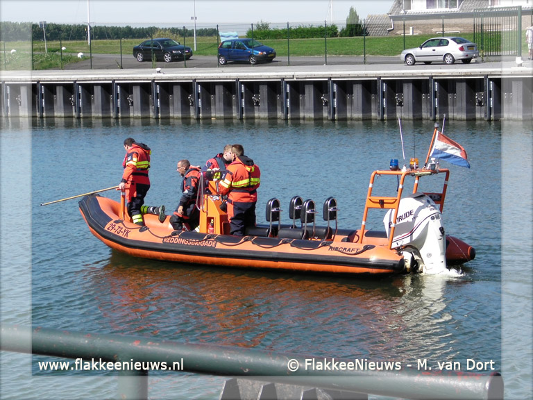 Foto behorende bij Hulpdiensten rukken uit voor auto in de haven 