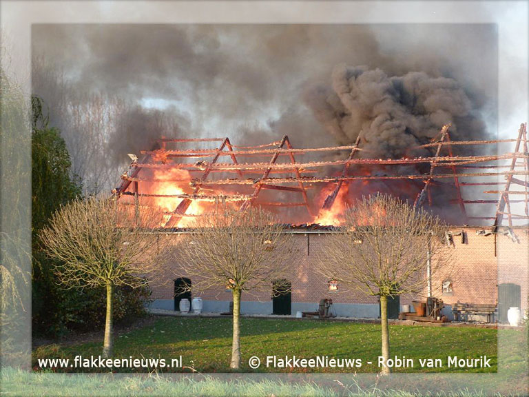 Foto behorende bij Grote brand in Achthuizen verwoest schuur