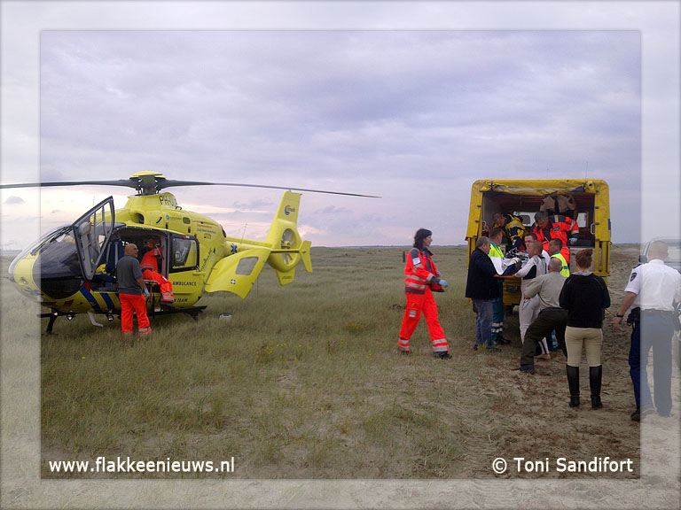 Foto behorende bij KHV station Ouddorp assisteert traumahelikopter