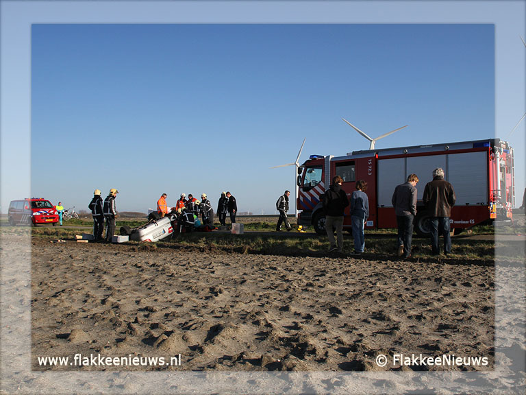 Foto behorende bij Gewonden bij ongeval in polder Herkingen
