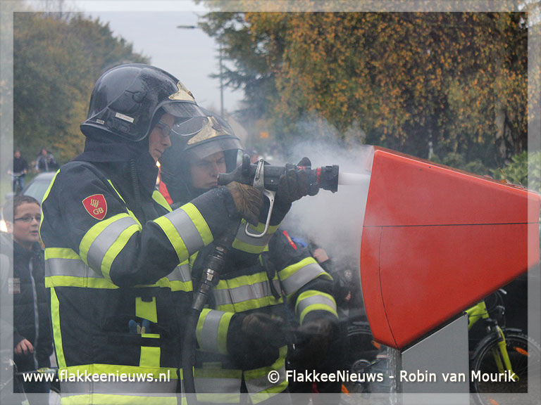 Foto behorende bij Postbus uitgebrand in Sommelsdijk