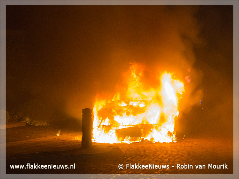 Foto behorende bij Personenauto uitgebrand