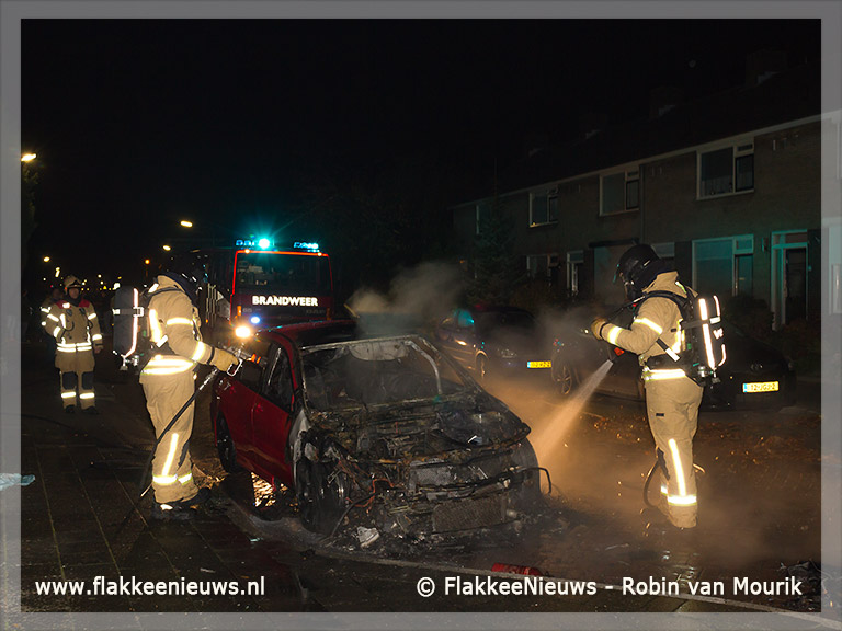 Foto behorende bij Personenauto uitgebrand