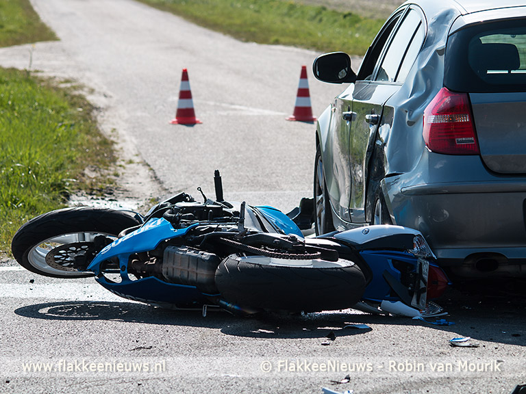 Foto behorende bij Motorrijder gewond bij ongeval nabij Stellendam