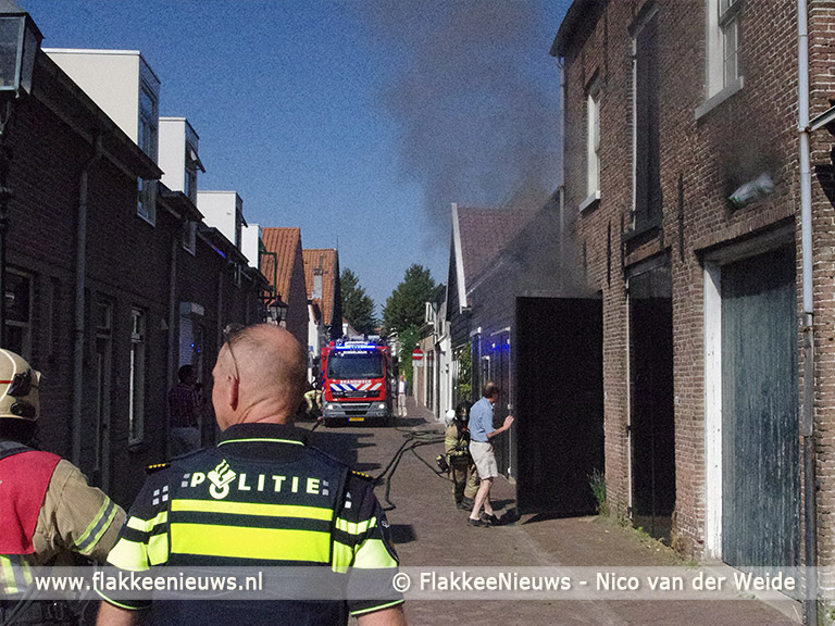 Foto behorende bij Brand in koetshuis Sommelsdijk