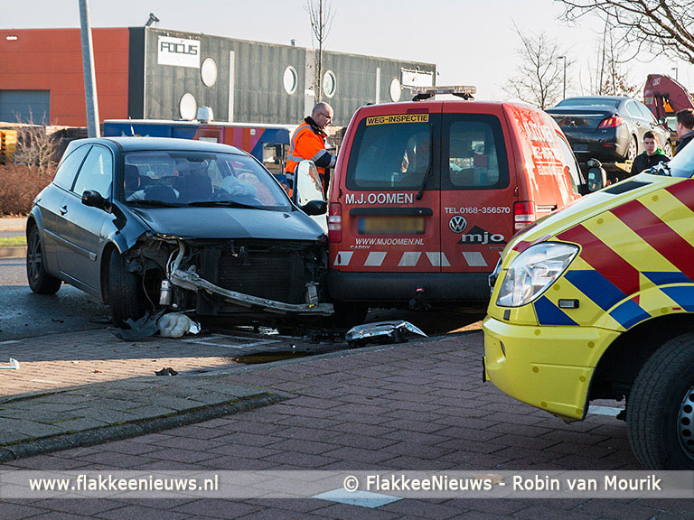 Foto behorende bij Gewonde bij ongeval op Stationsweg Oude-Tonge