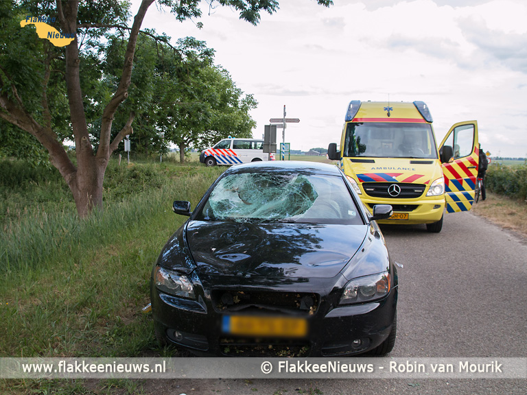 Foto behorende bij Fietsster zwaargewond bij ongeval Ooltgensplaat