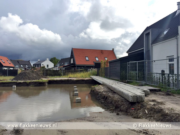 Foto behorende bij Buurt klaagt over schade door heiwerkzaamheden Ouddorp
