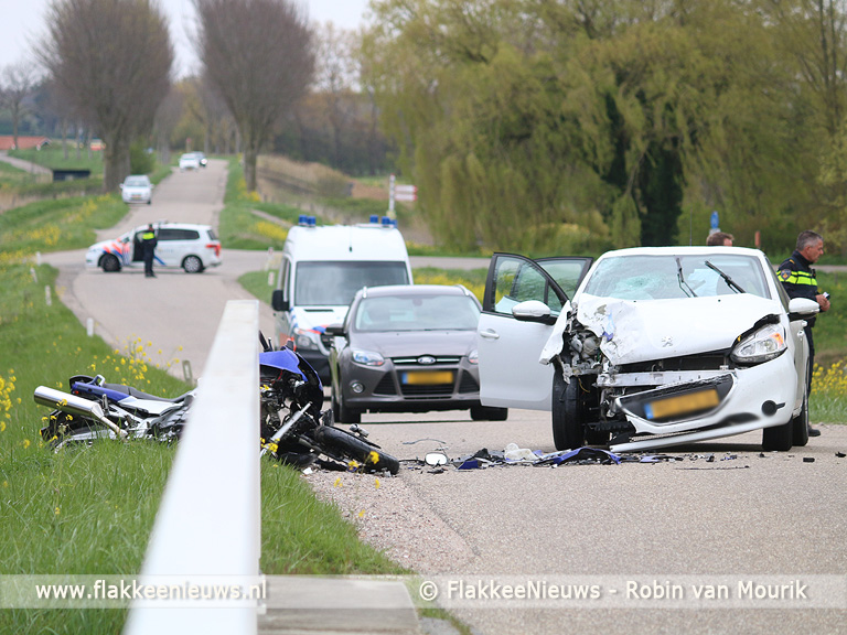Foto behorende bij Motorrijder overleden bij ongeval Oude-Tonge