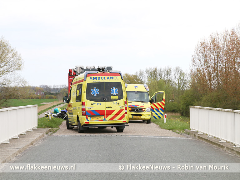 Foto behorende bij Motorrijder overleden bij ongeval Oude-Tonge