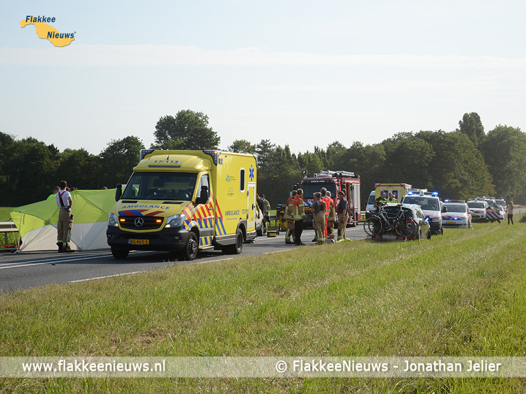 Foto behorende bij N57 tussen Goedereede en Ouddorp afgesloten vanwege ongeval