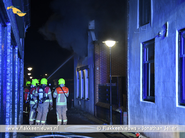 Foto behorende bij Uitslaande brand woonhuis Oude-Tonge