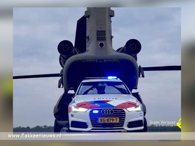 Foto behorende bij Verkeerspolitie rijdt dienstauto Chinook-helikopter binnen