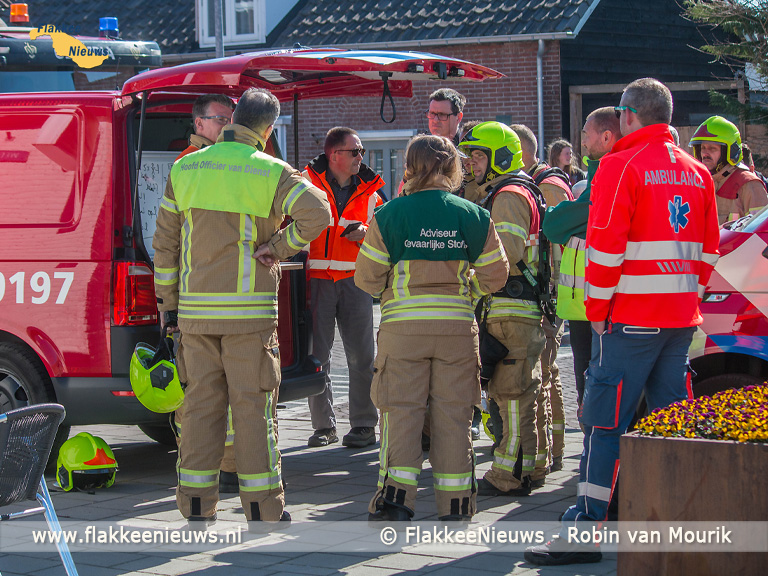 Foto behorende bij Grote brand in schuur Ooltgensplaat