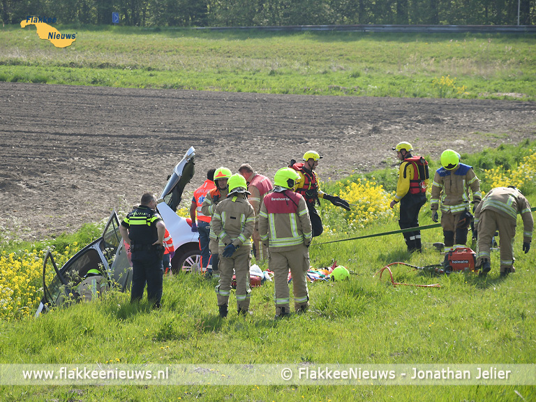 Foto behorende bij Slachtoffer gewond bij ongeval Oudelandsedijk