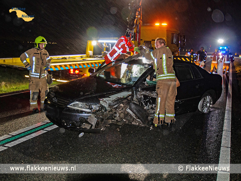 Foto behorende bij Ongeval met twee personenwagens op N59