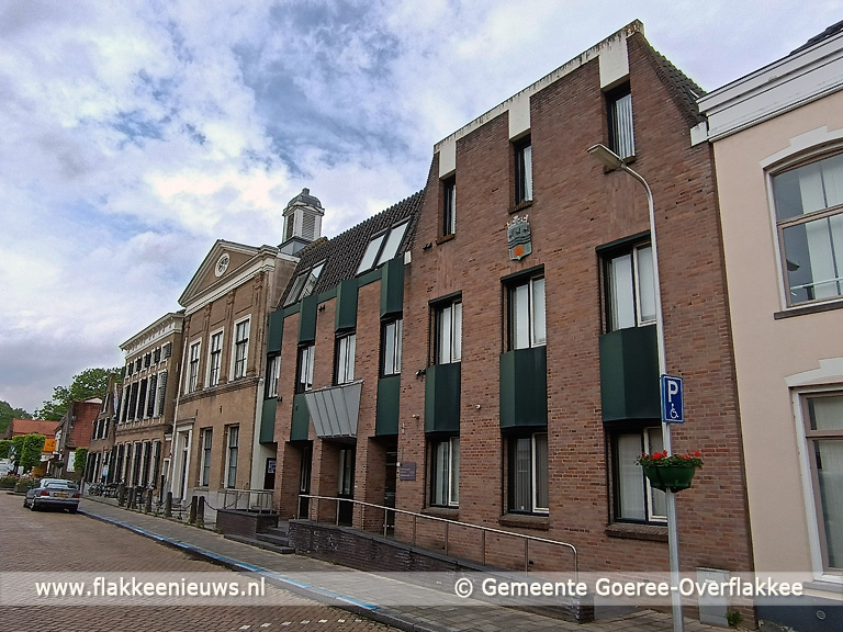 Opvang Oekraïners in voormalig gemeentehuis Dirksland - FlakkeeNieuws Goeree-Overflakkee