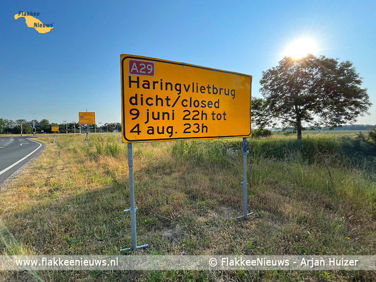 Lange files door werkzaamheden aan Haringvlietbrug  - FlakkeeNieuws Goeree-Overflakkee