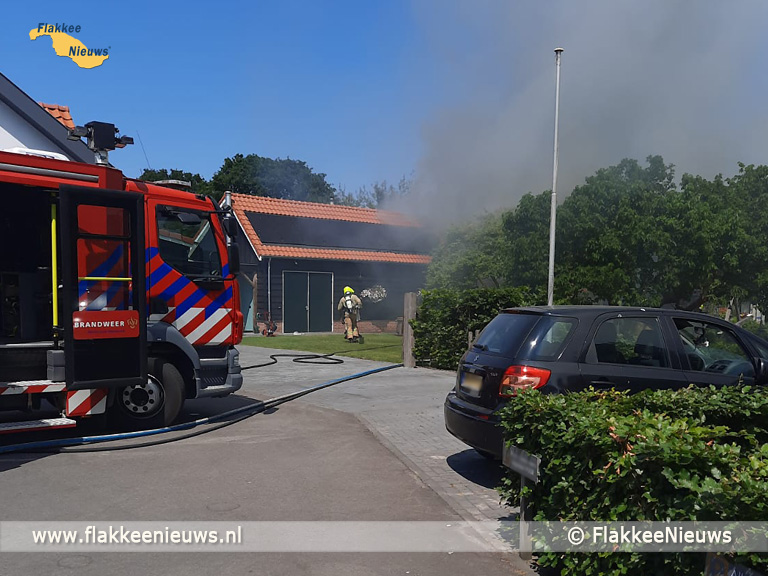 Foto behorende bij Grote brand in schuur Bokweg Ouddorp