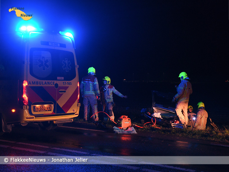 Foto behorende bij Ongeval met gewonden op N215 tussen Middelharnis en Nieuwe-Tonge