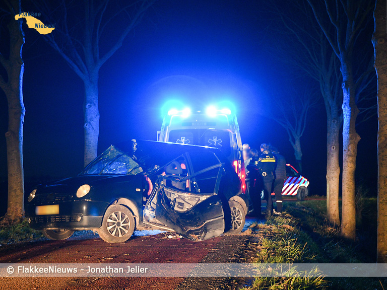 Foto behorende bij Gewonde bij ongeval op Noorddijk tussen Dirksland en Sommelsdijk