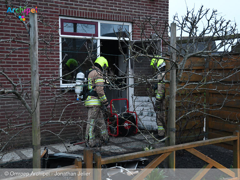 Foto behorende bij Brandweer snel ter plaatse bij brand in Ouddorp