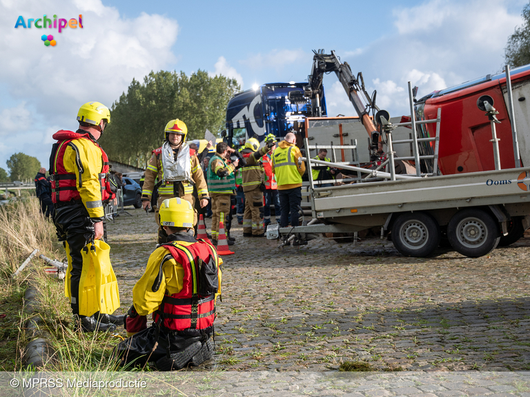 Foto behorende bij Grote brandweerwedstrijd met vele gewonden in Dirksland