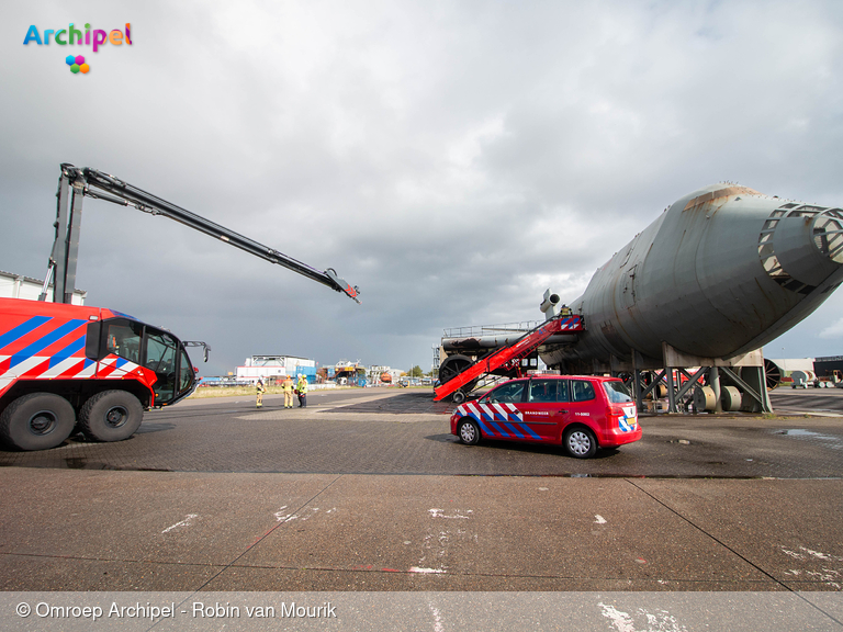 Foto behorende bij Spannende finale voor jeugdbrandweer Den Bommel op Schiphol