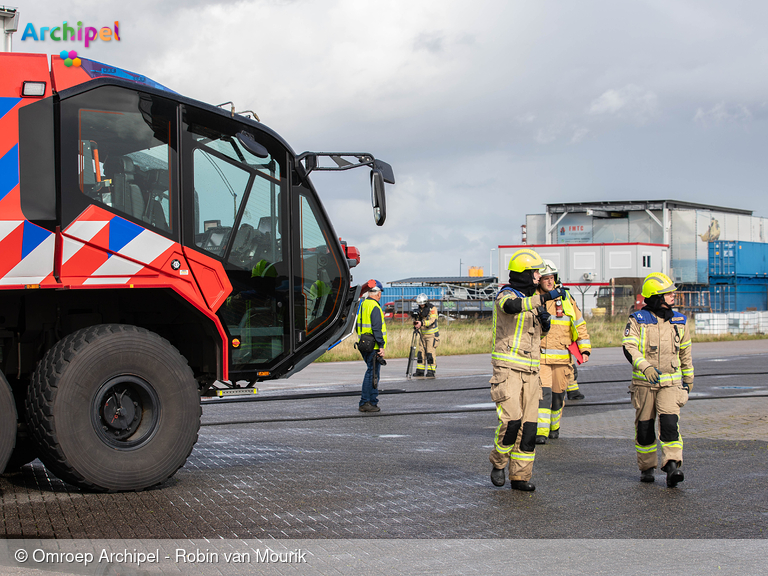 Foto behorende bij Spannende finale voor jeugdbrandweer Den Bommel op Schiphol