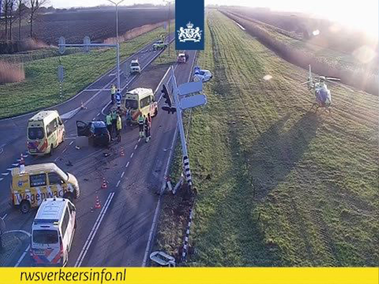 Foto behorende bij Ongeval op N59, weg in beide richtingen afgesloten