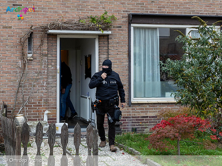 Foto behorende bij Man (48) aangehouden na drugsvondst in woning