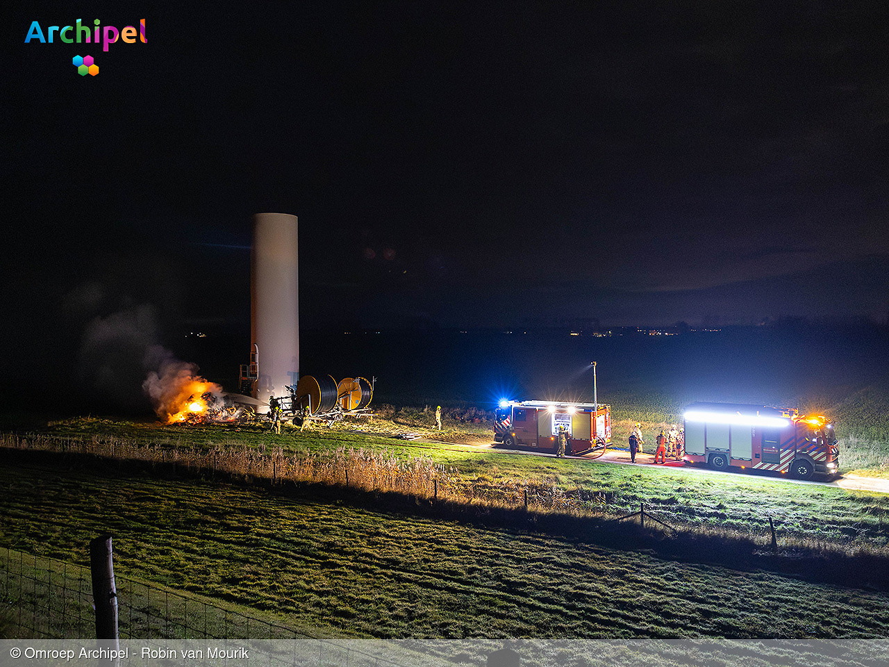 Foto behorende bij Hooibalenbrand in de polder van Herkingen