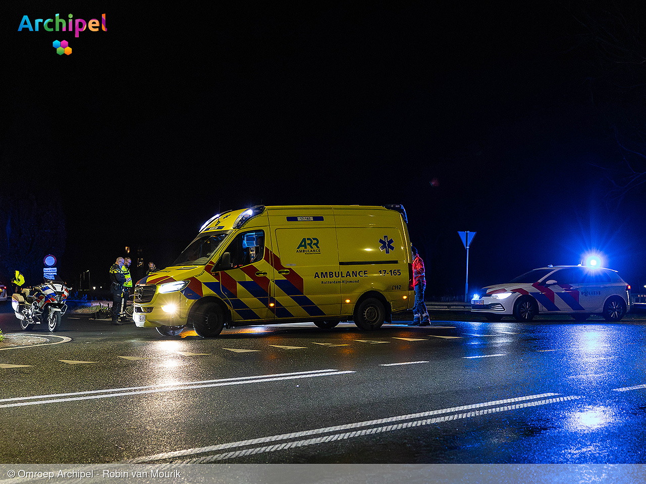 Foto behorende bij Fietser geschept door auto op de Oudelandsedijk