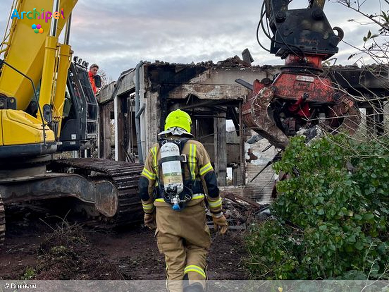 Roetdeeltjes neergekomen in omgeving na brand in Middelharnis
