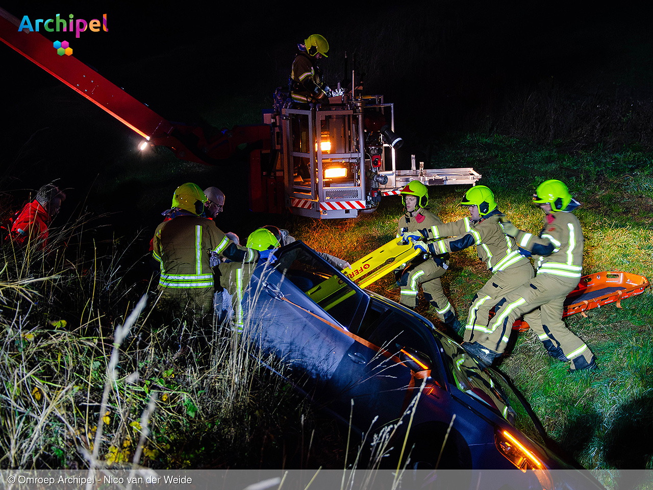 Foto behorende bij Automobilist rijdt van vernieuwde Oudelandsedijk bij Sommelsdijk