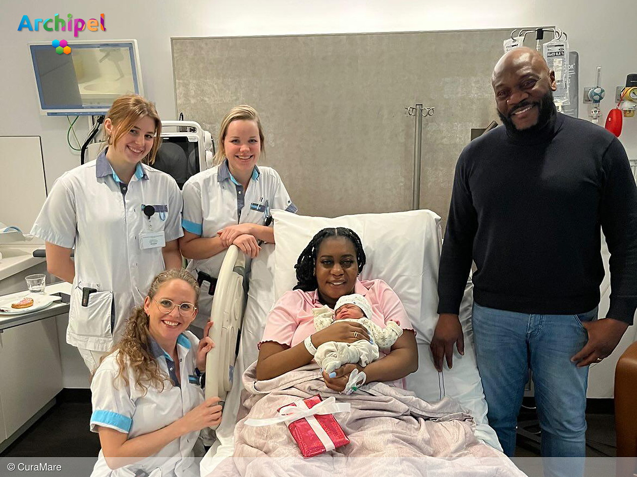 Foto behorende bij 1000e baby van 2025 geboren bij CuraVita