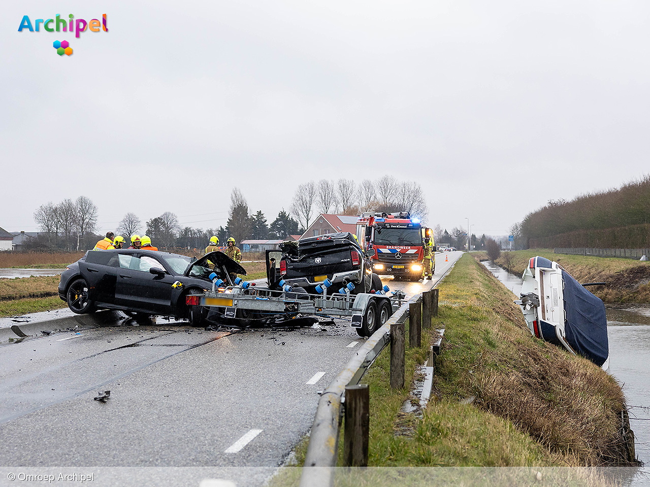 Foto behorende bij Ravage na frontale aanrijding