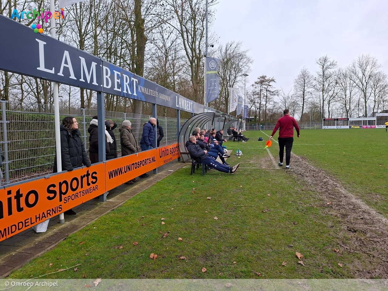 DBGC houdt druk op koploper met zakelijke zege op Herkingen'55 - Sport Goeree-Overflakkee