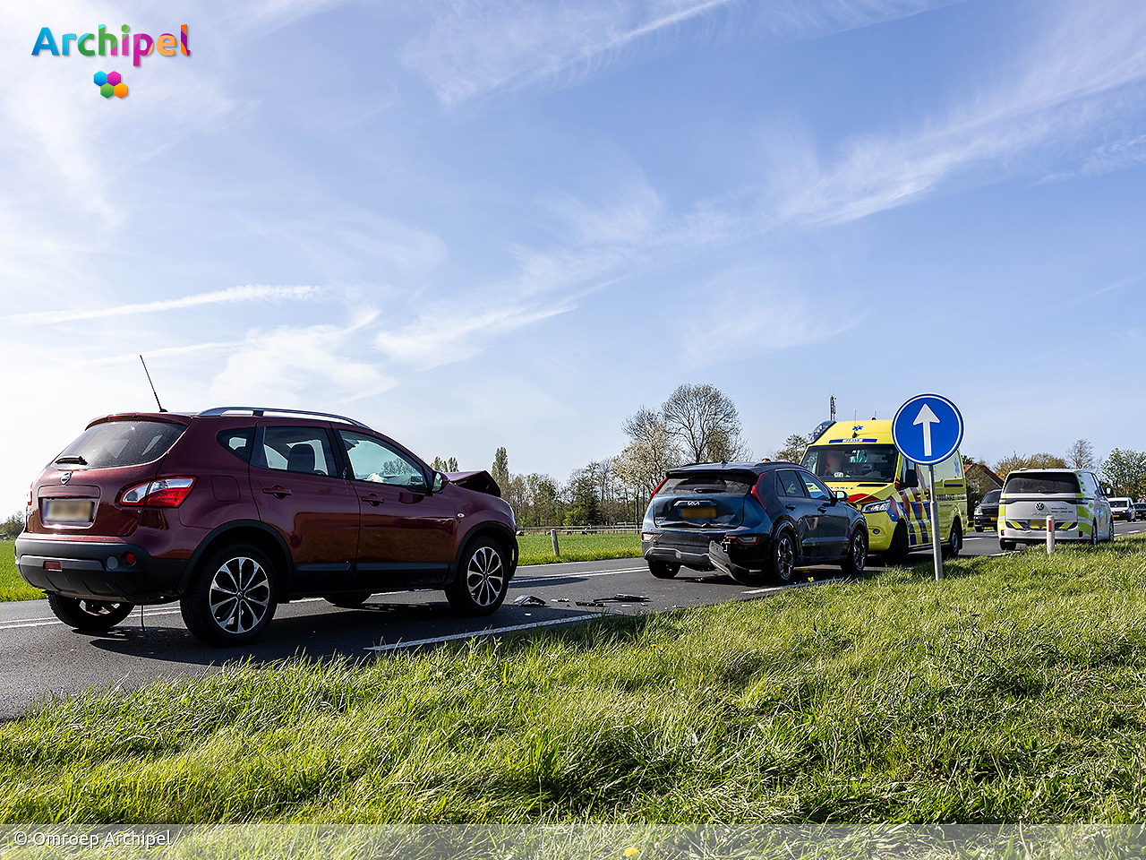 Foto behorende bij Drie voertuigen betrokken bij kettingbotsing op N215
