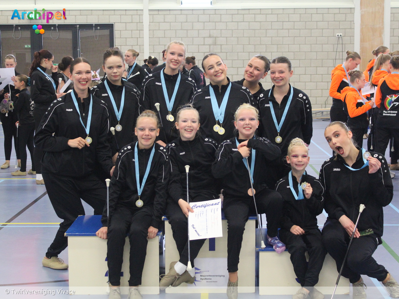 Medailleregen bij Twirlvereniging Vivace tijdens tweede wedstrijd van het seizoen. - Sport Goeree-Overflakkee