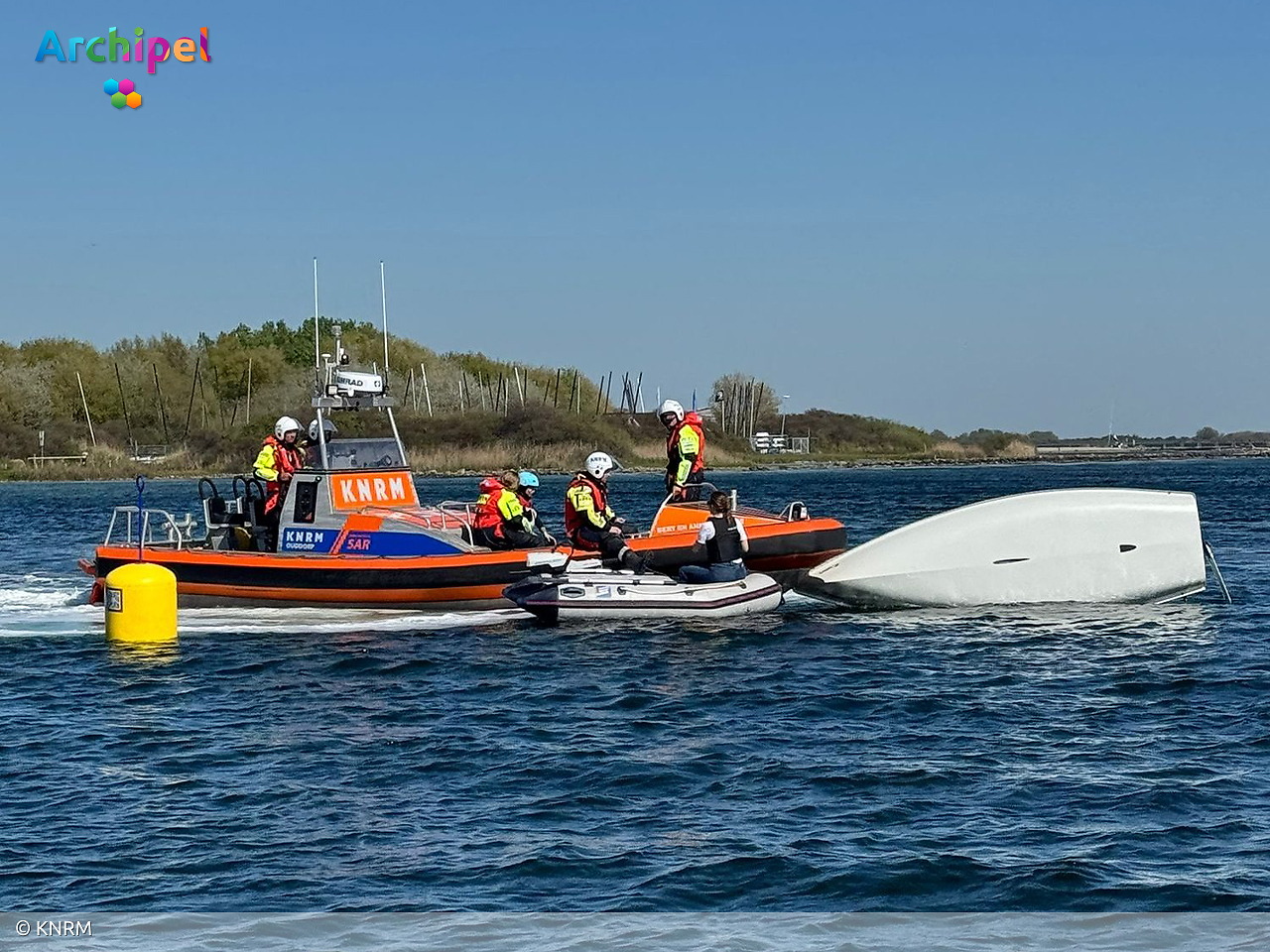 Foto behorende bij Kind uit omgeslagen boot gered op de Grevelingen