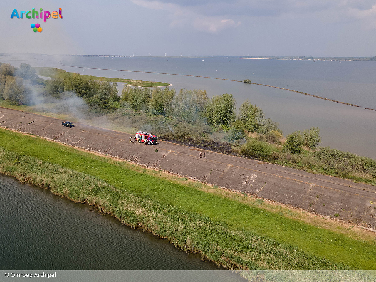 Foto behorende bij Meerdere brandweereenheden ingezet bij natuurbrand in buitengebied Dirksland