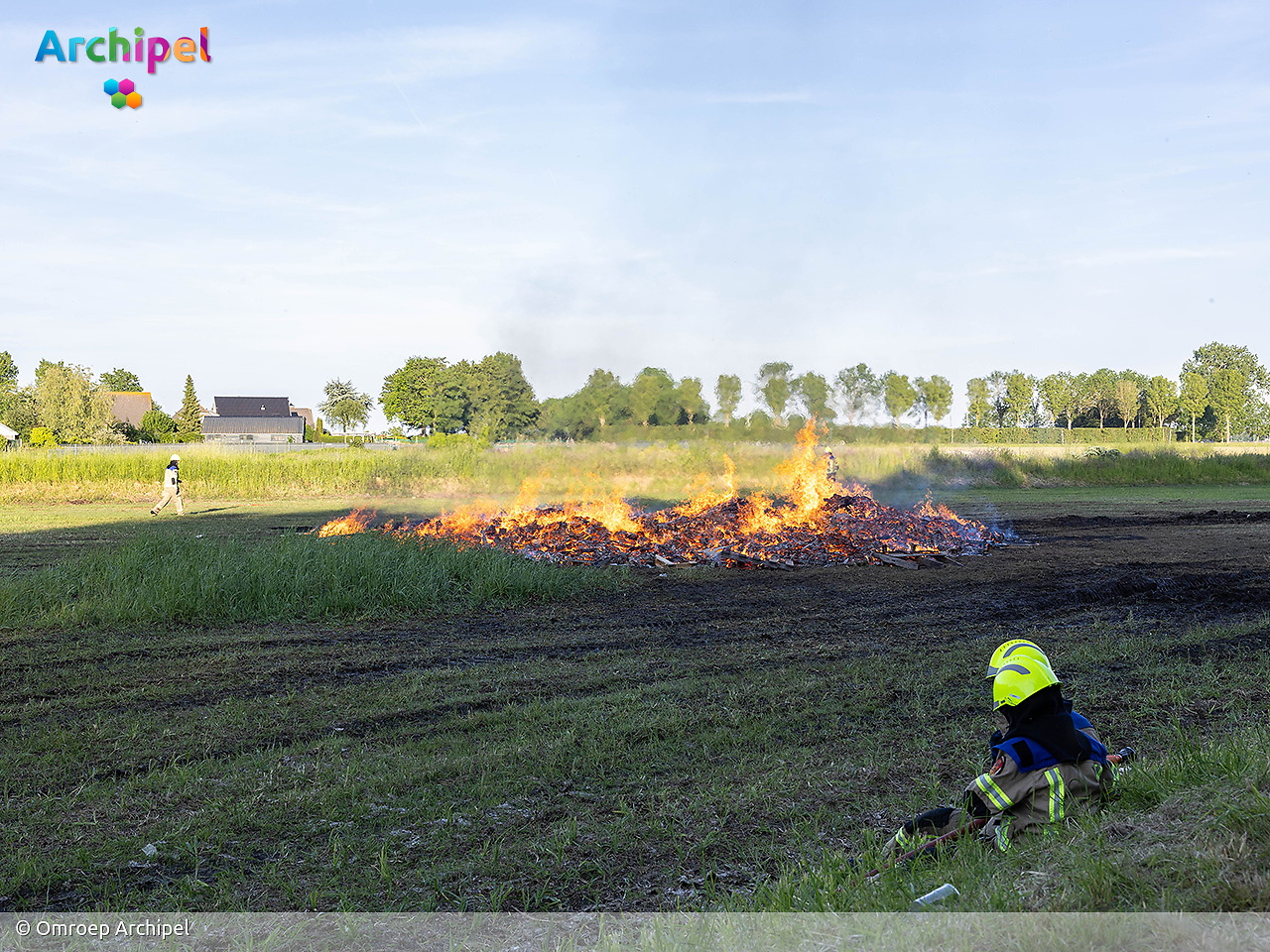 Rookwolk boven Den Bommel in wijde omgeving te zien - FlakkeeNieuws Goeree-Overflakkee