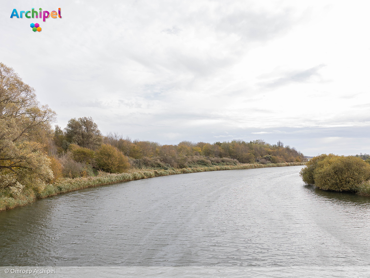 Waterschap verlaagt tijdelijk waterpeil in Zuiderdiep voor onderhoud - FlakkeeNieuws Goeree-Overflakkee