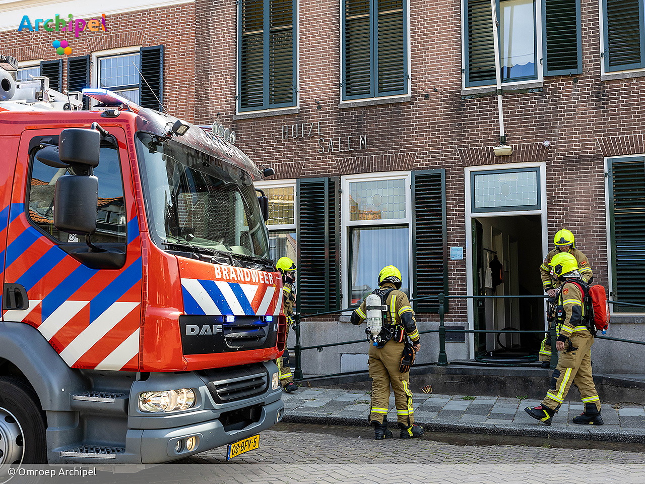Foto behorende bij Brand op bovenverdieping monumentaal pand in Dirksland