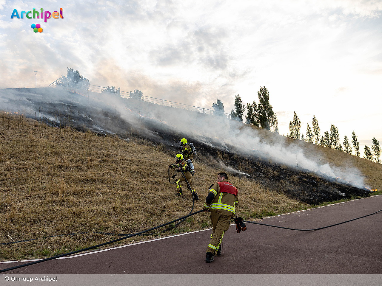 Foto behorende bij Brand op berg in Vliedpark Sommelsdijk